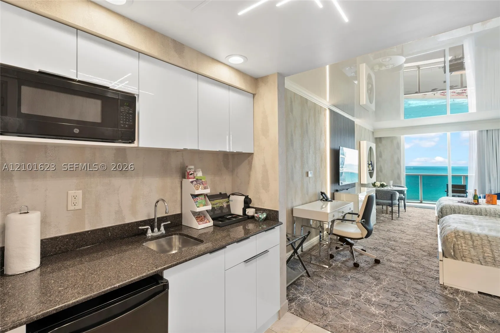 18001 Collins Ave #1110