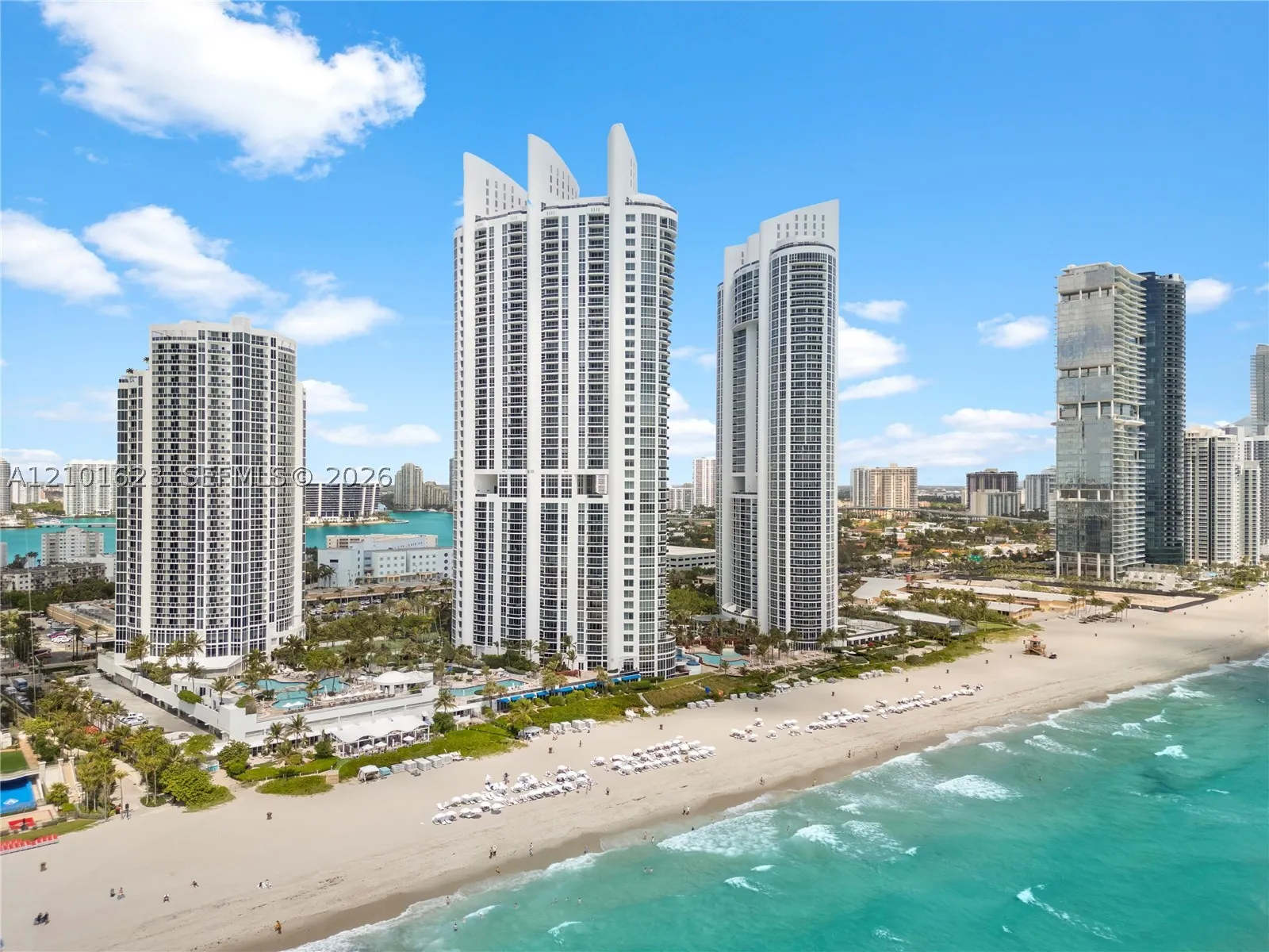 18001 Collins Ave #1110