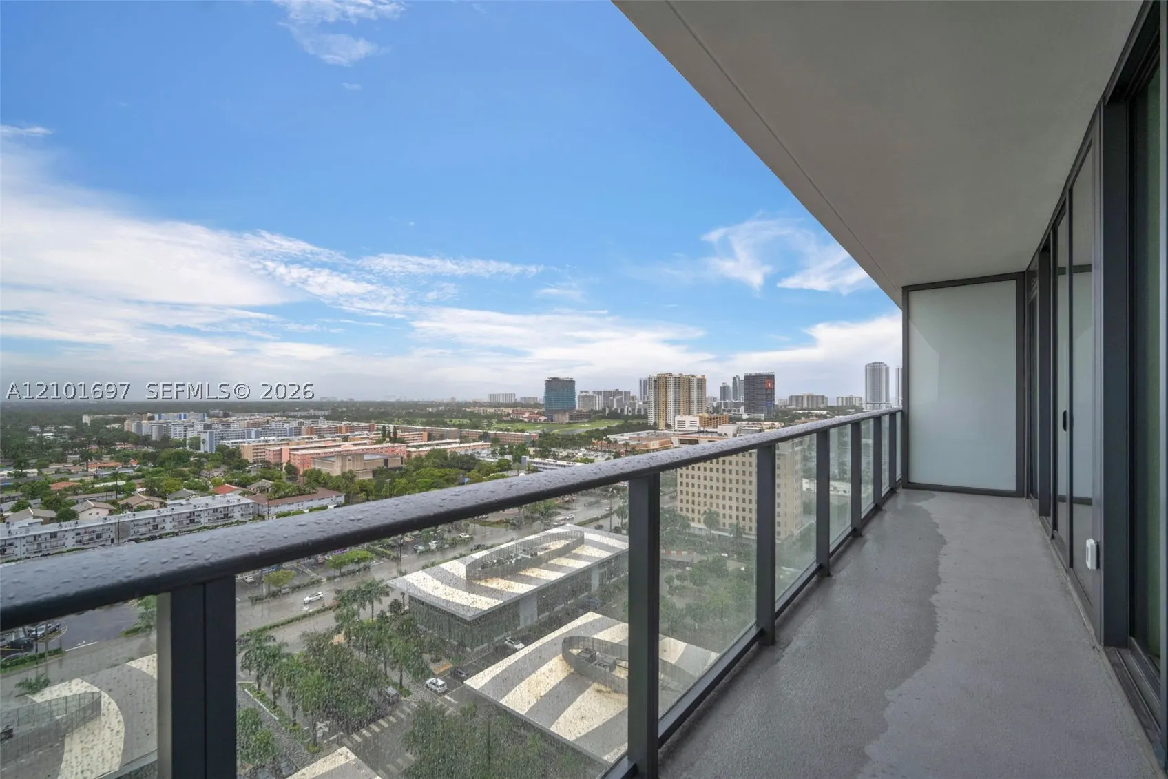 1170 E Hallandale Beach Blvd #1806