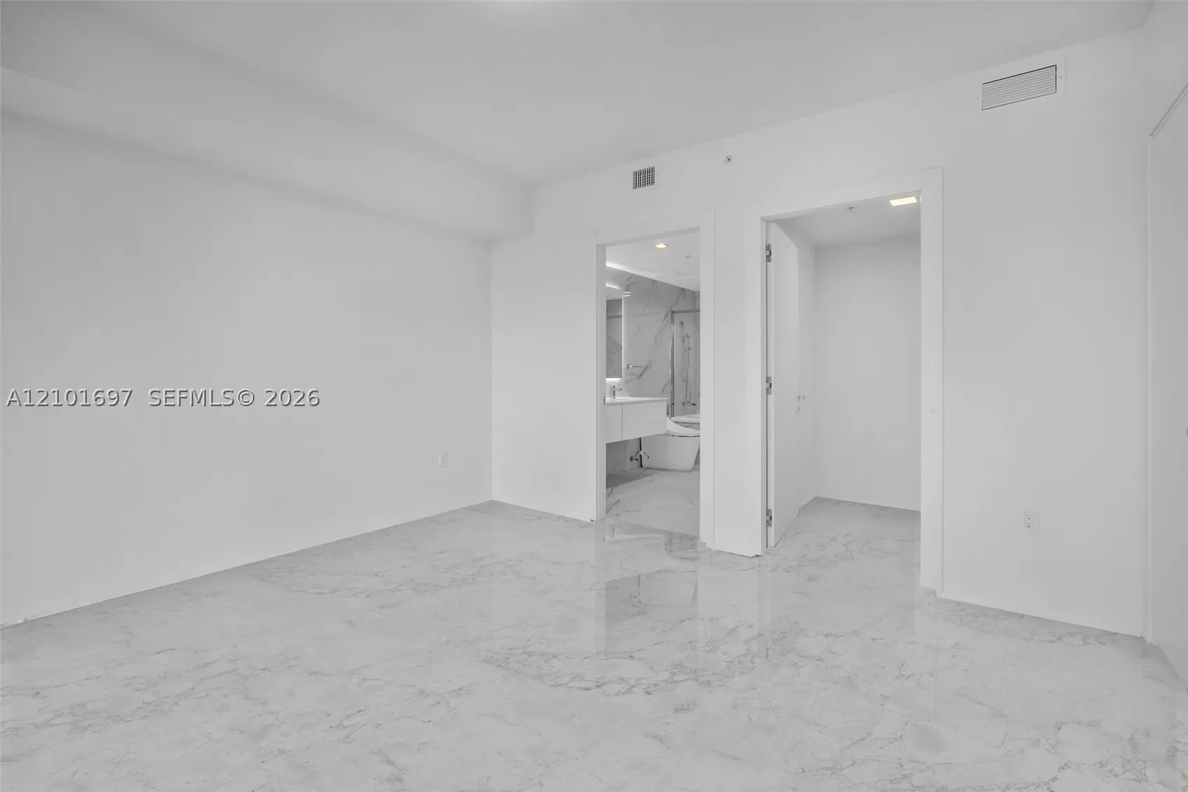1170 E Hallandale Beach Blvd #1806