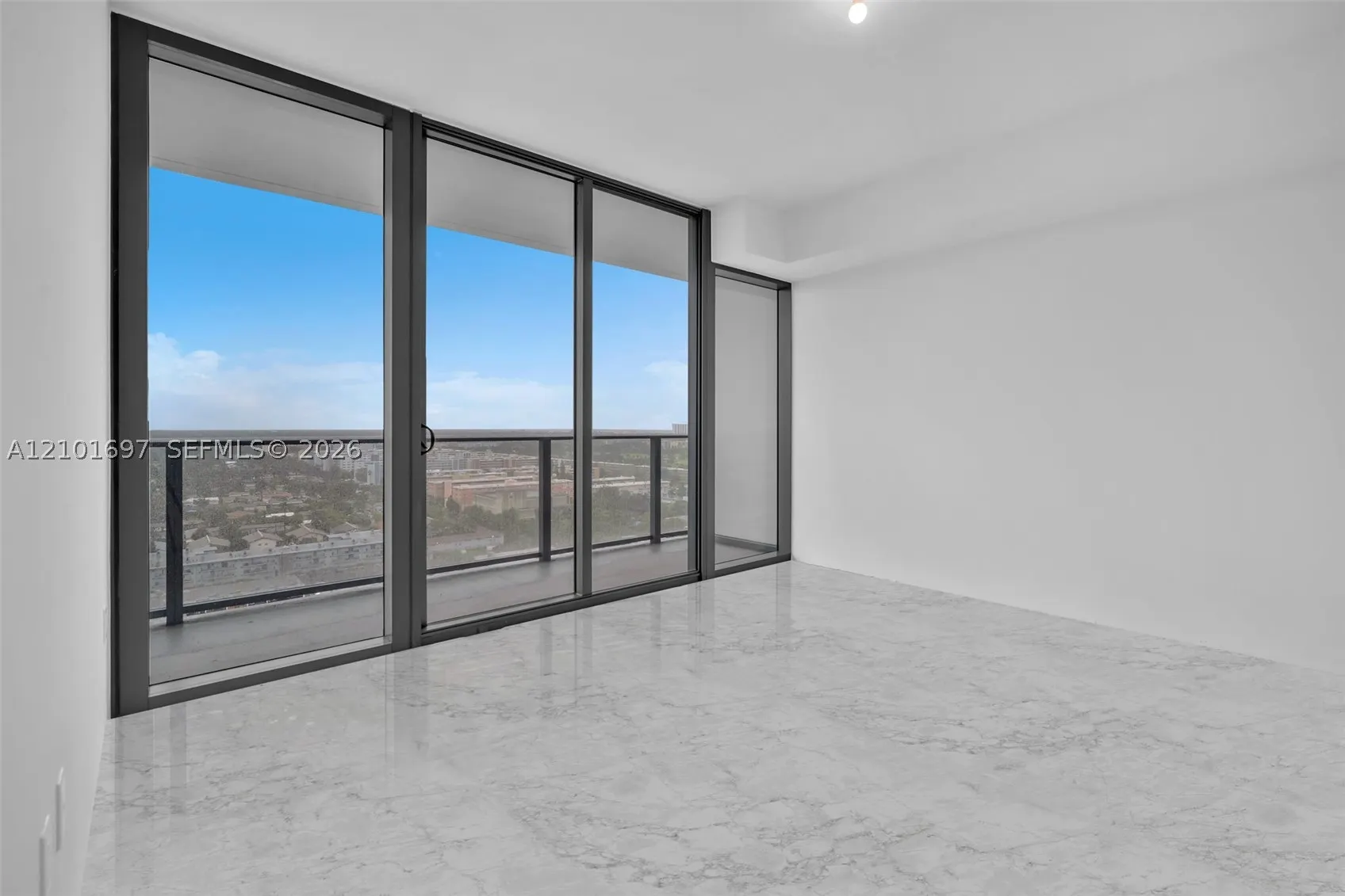 1170 E Hallandale Beach Blvd #1806