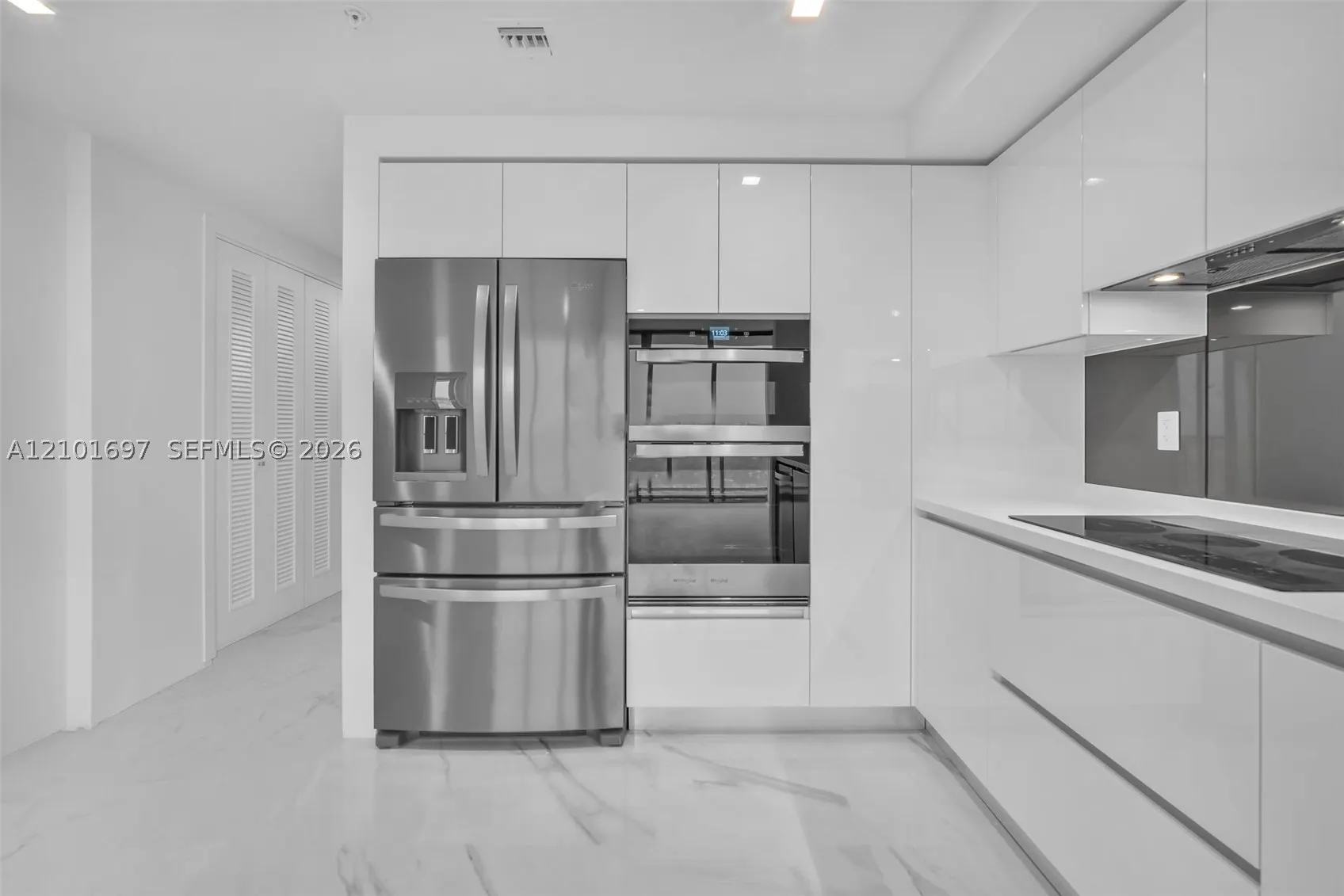 1170 E Hallandale Beach Blvd #1806