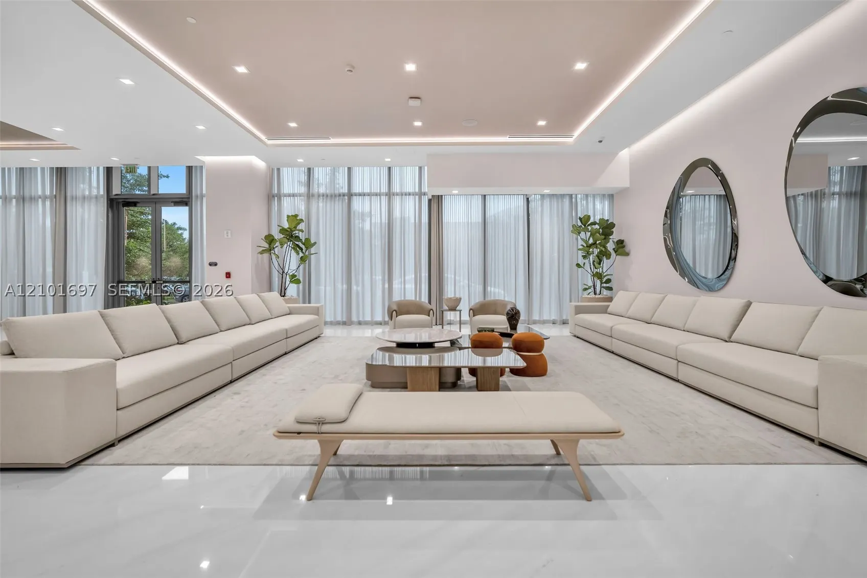 1170 E Hallandale Beach Blvd #1806