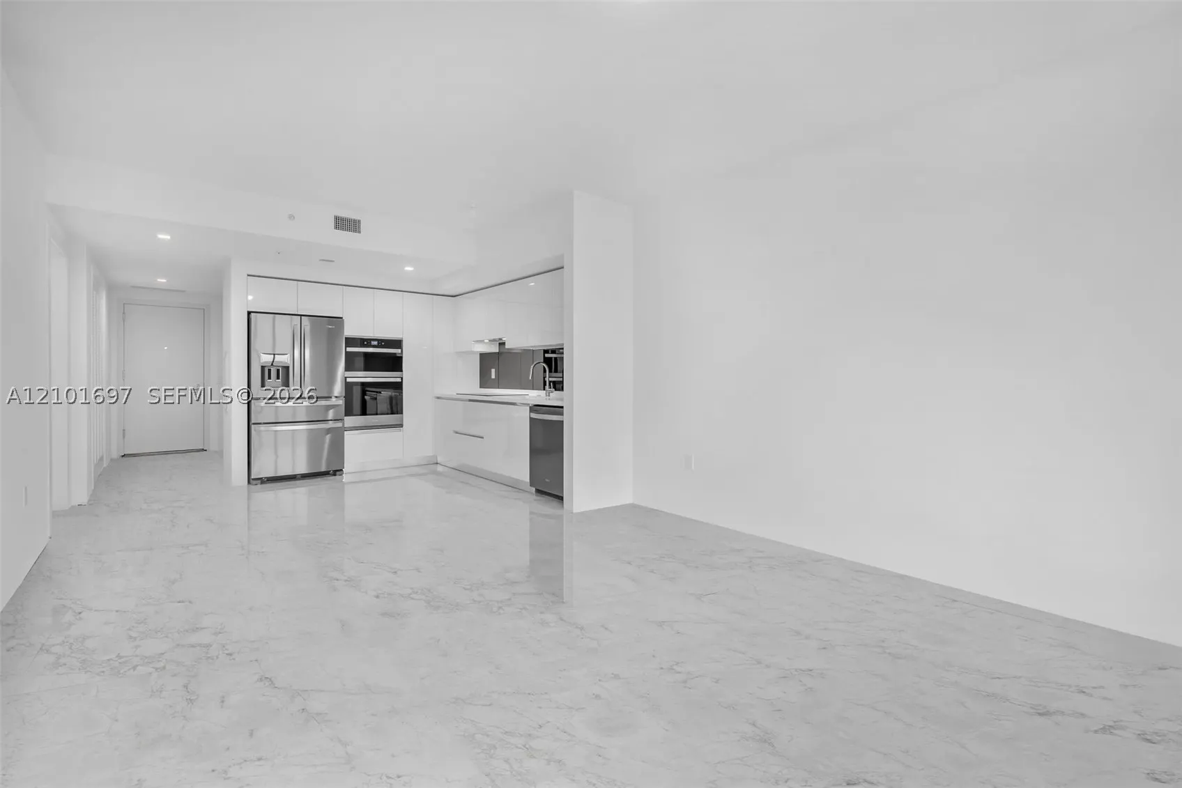 1170 E Hallandale Beach Blvd #1806