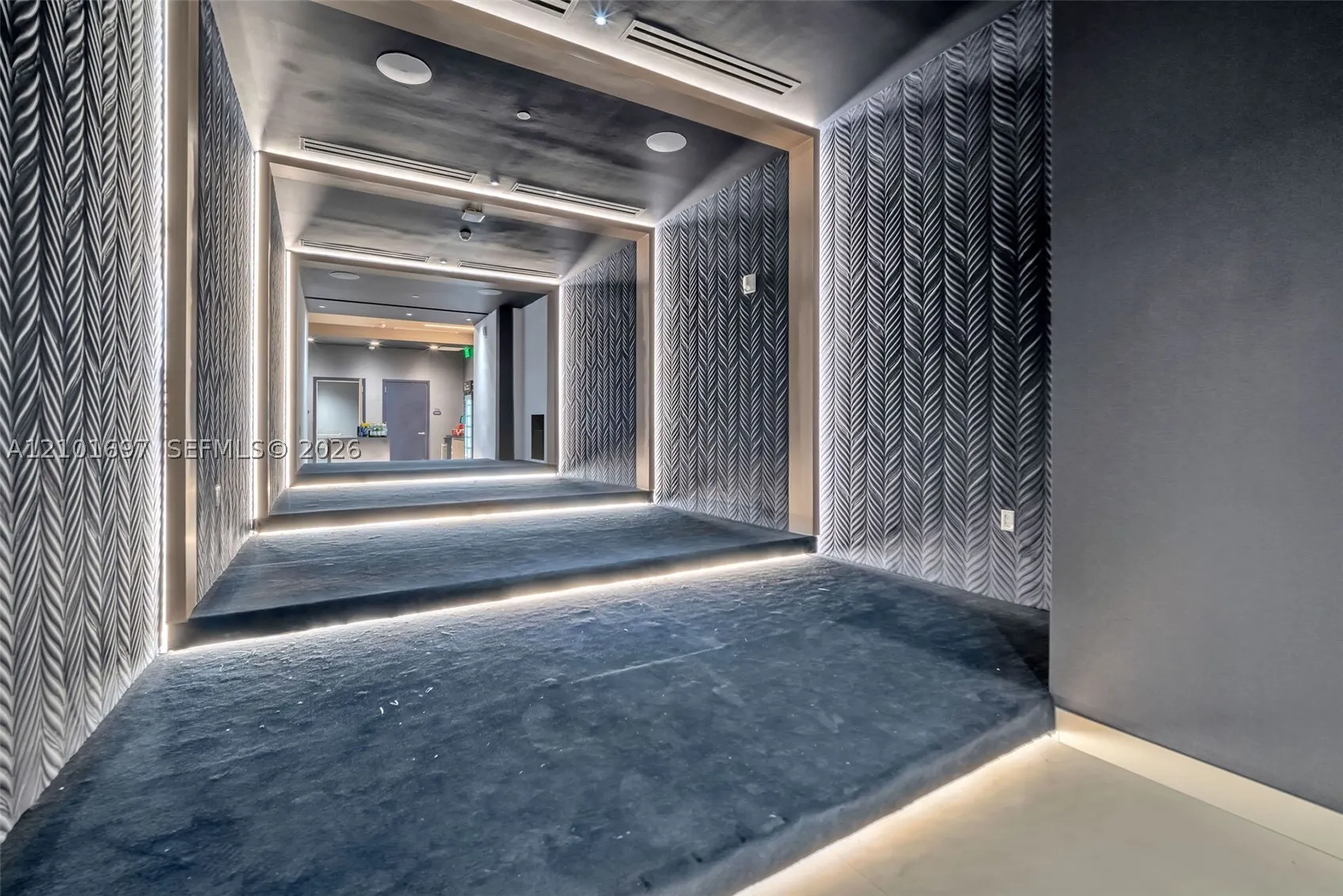 1170 E Hallandale Beach Blvd #1806