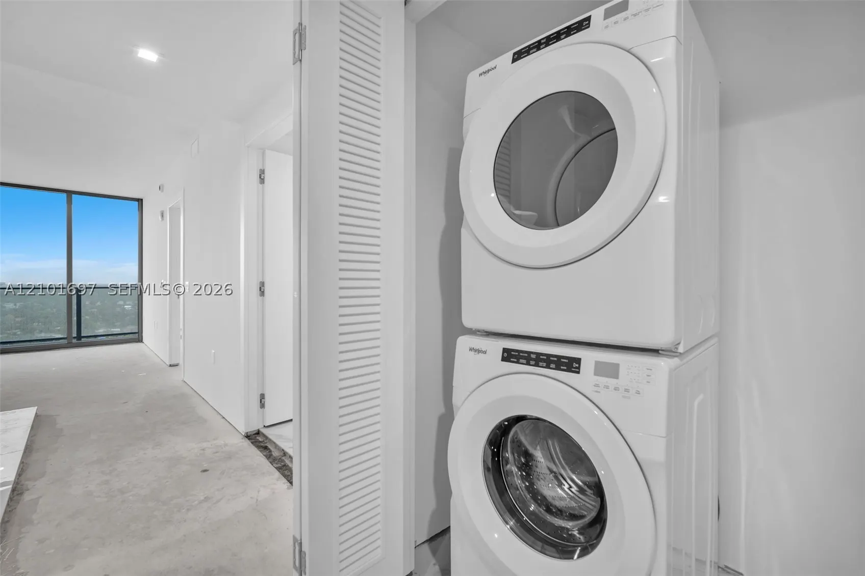 1170 E Hallandale Beach Blvd #1806