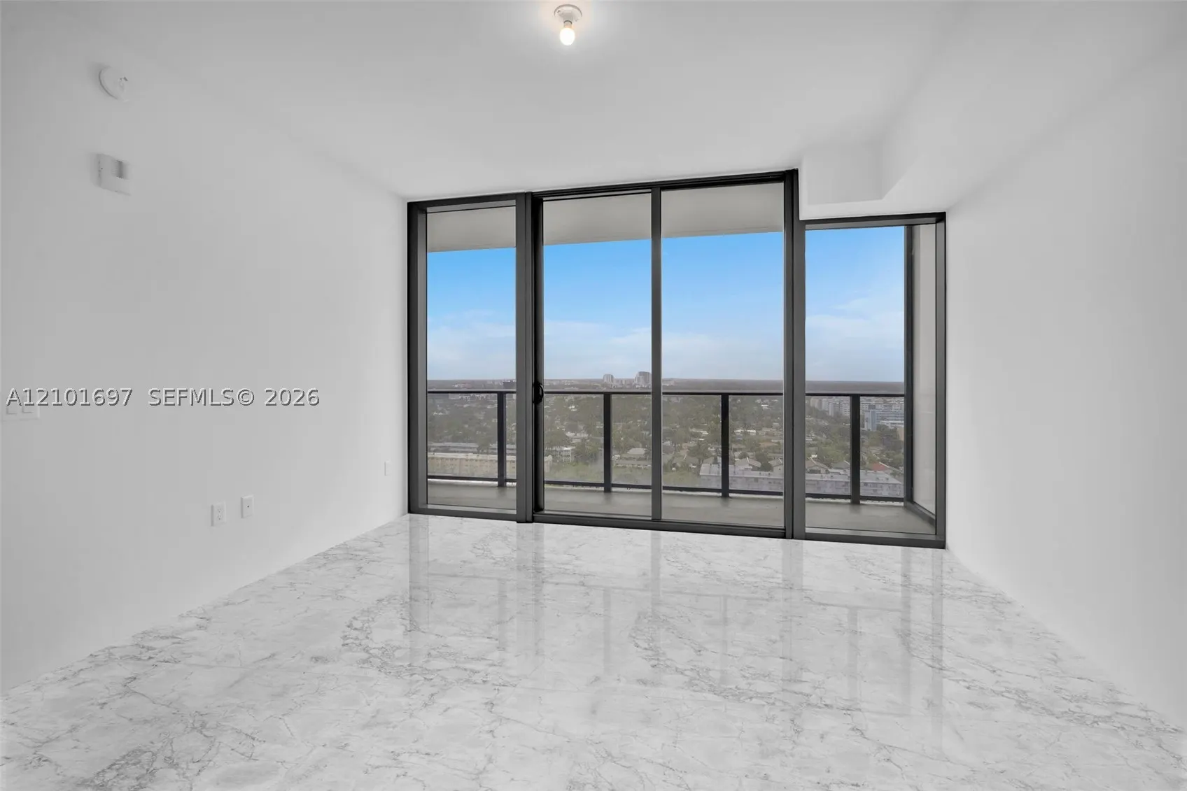 1170 E Hallandale Beach Blvd #1806