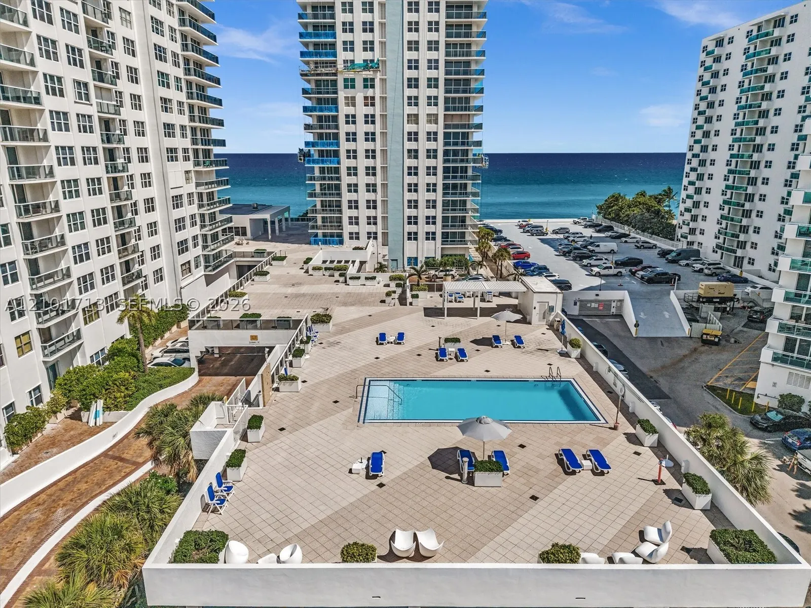 2751 S Ocean Dr #806S