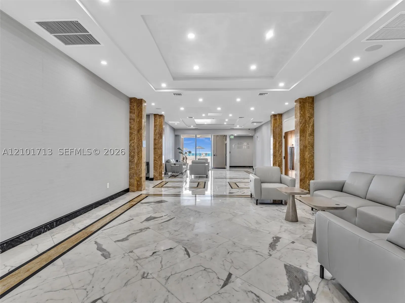 2751 S Ocean Dr #806S