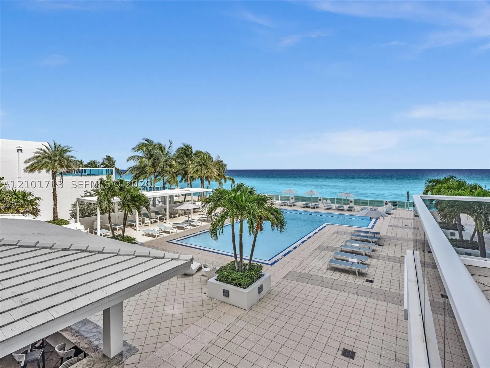 2751 S Ocean Dr #806S