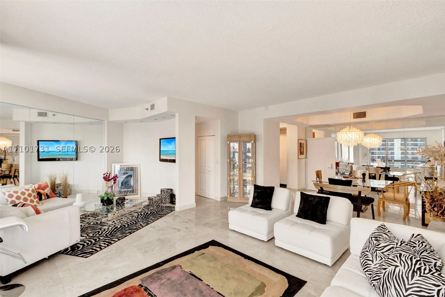 3600 Mystic Pointe Dr #PH3