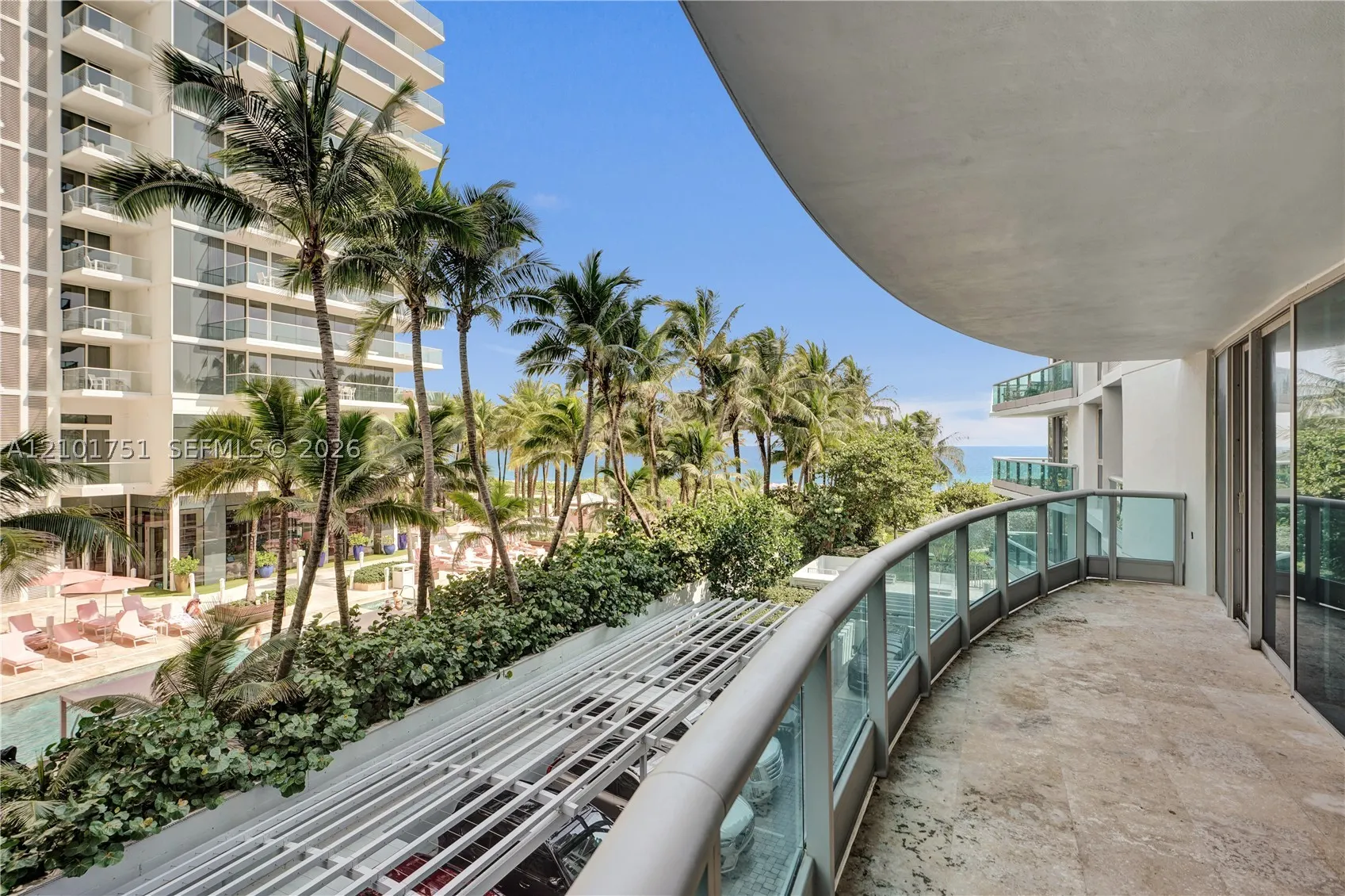 9401 Collins Ave #305