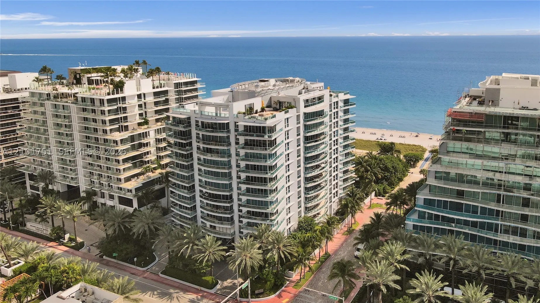 9401 Collins Ave #305