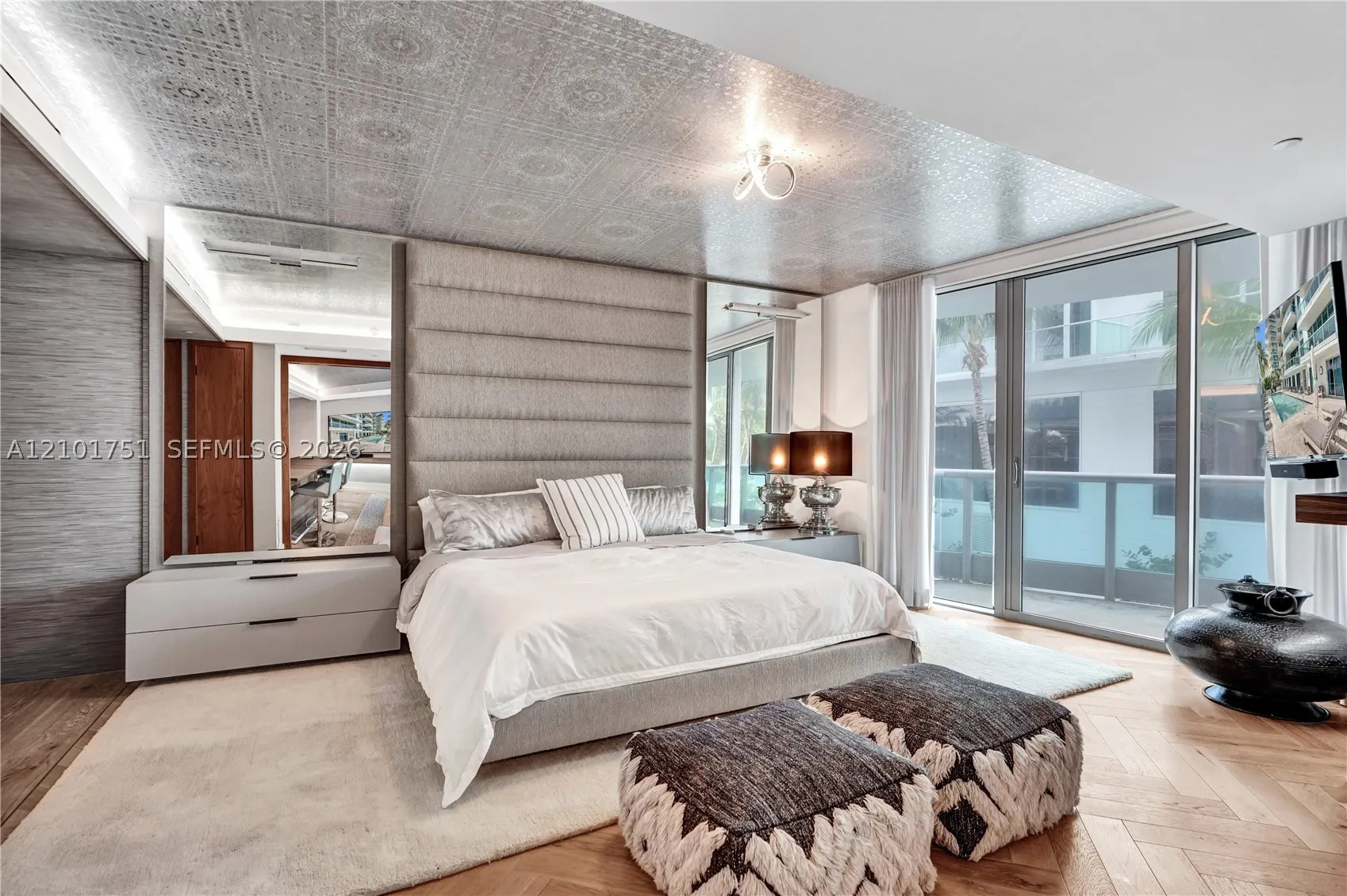 9401 Collins Ave #305
