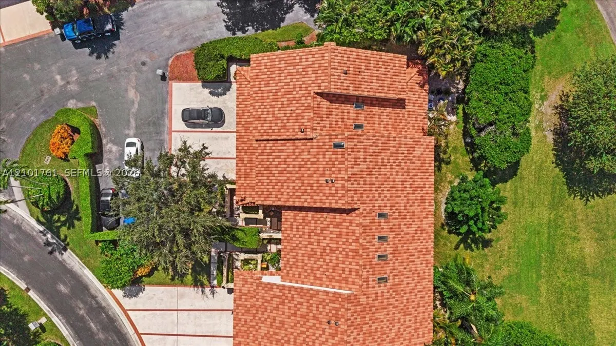 7818 La Mirada Dr