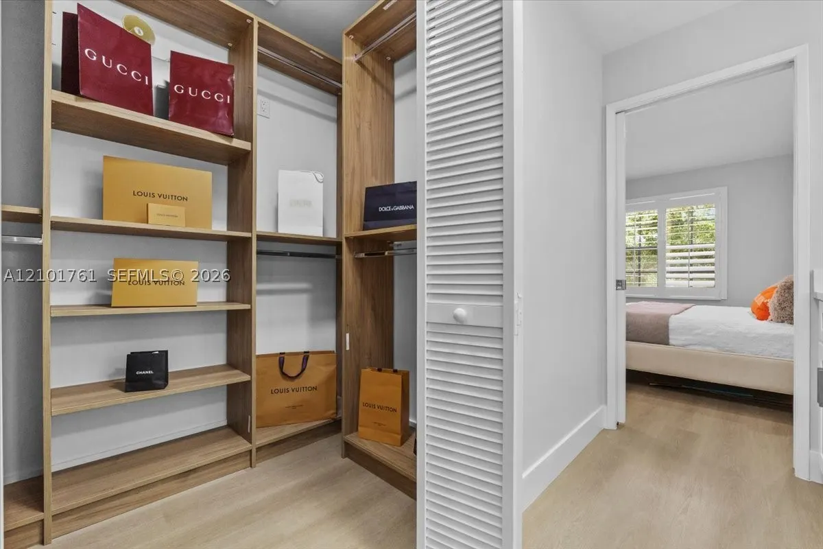 7818 La Mirada Dr