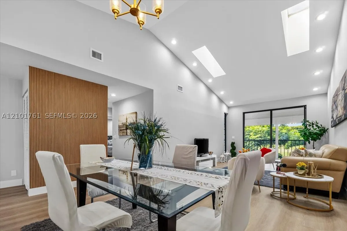 7818 La Mirada Dr