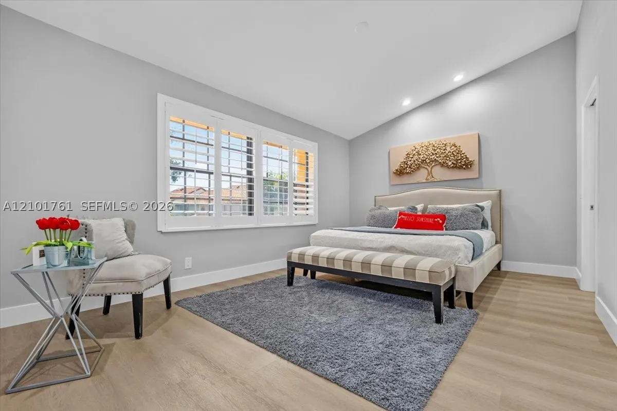 7818 La Mirada Dr