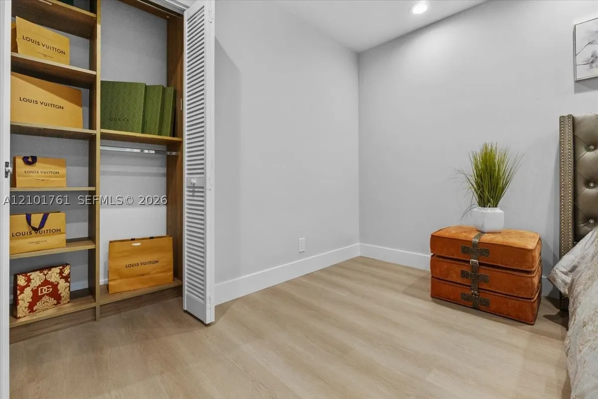 7818 La Mirada Dr