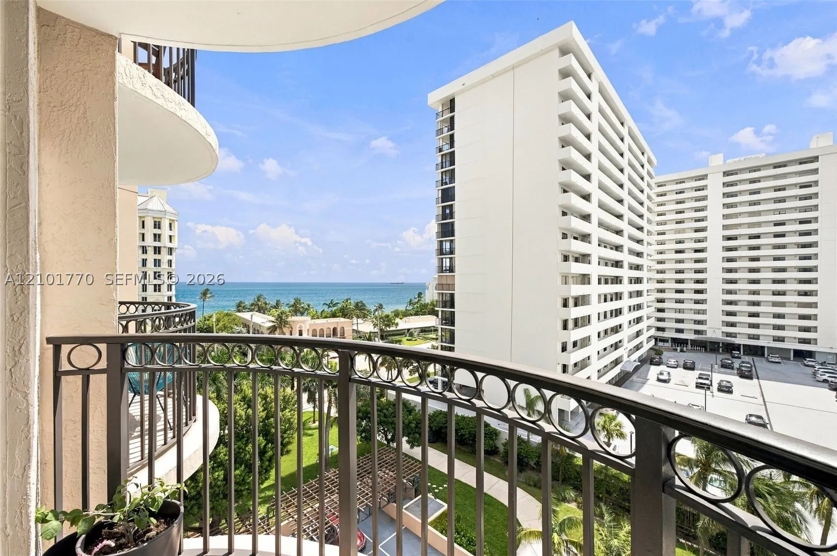 2001 Ocean Blvd #701