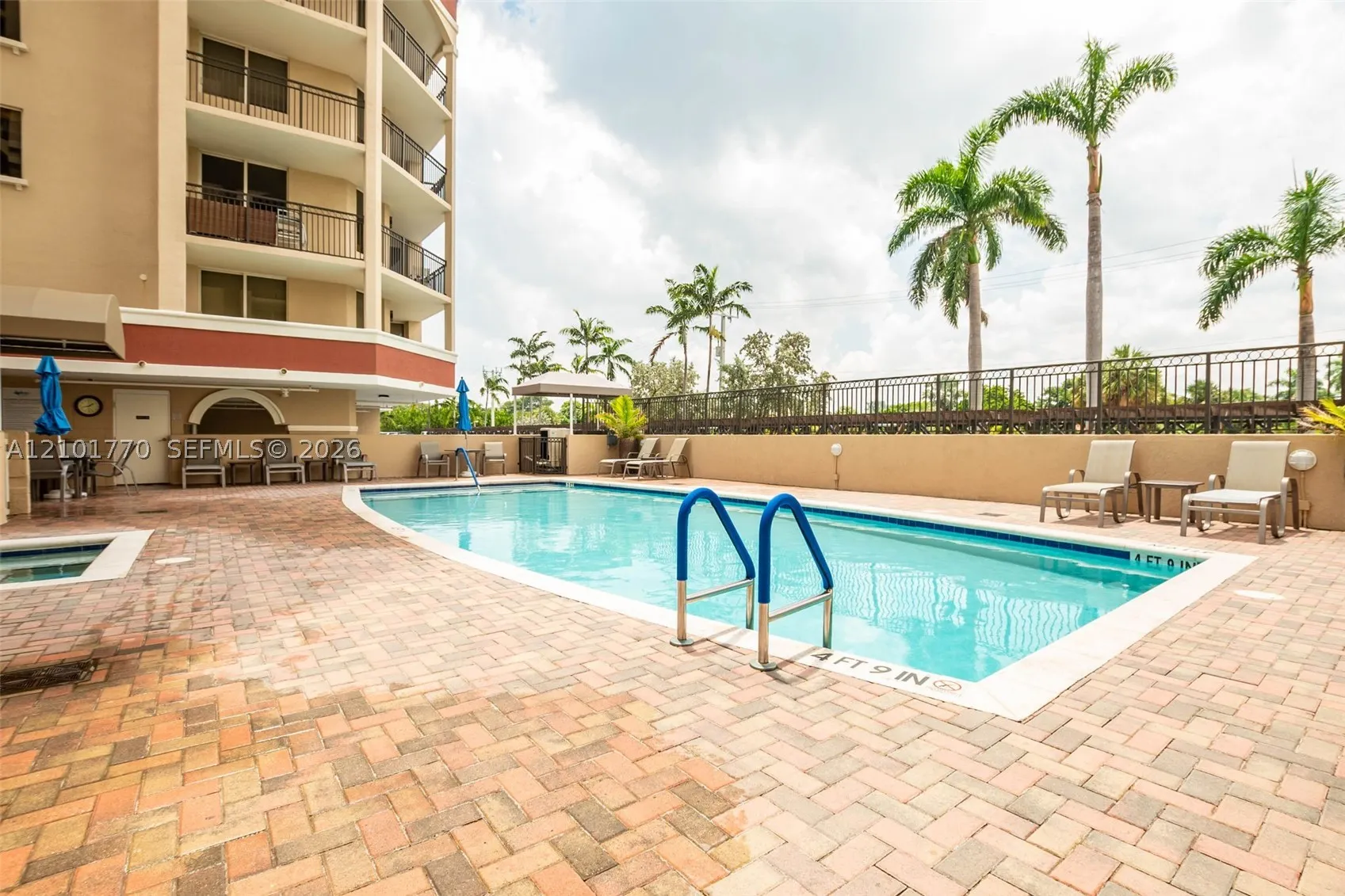 2001 Ocean Blvd #701