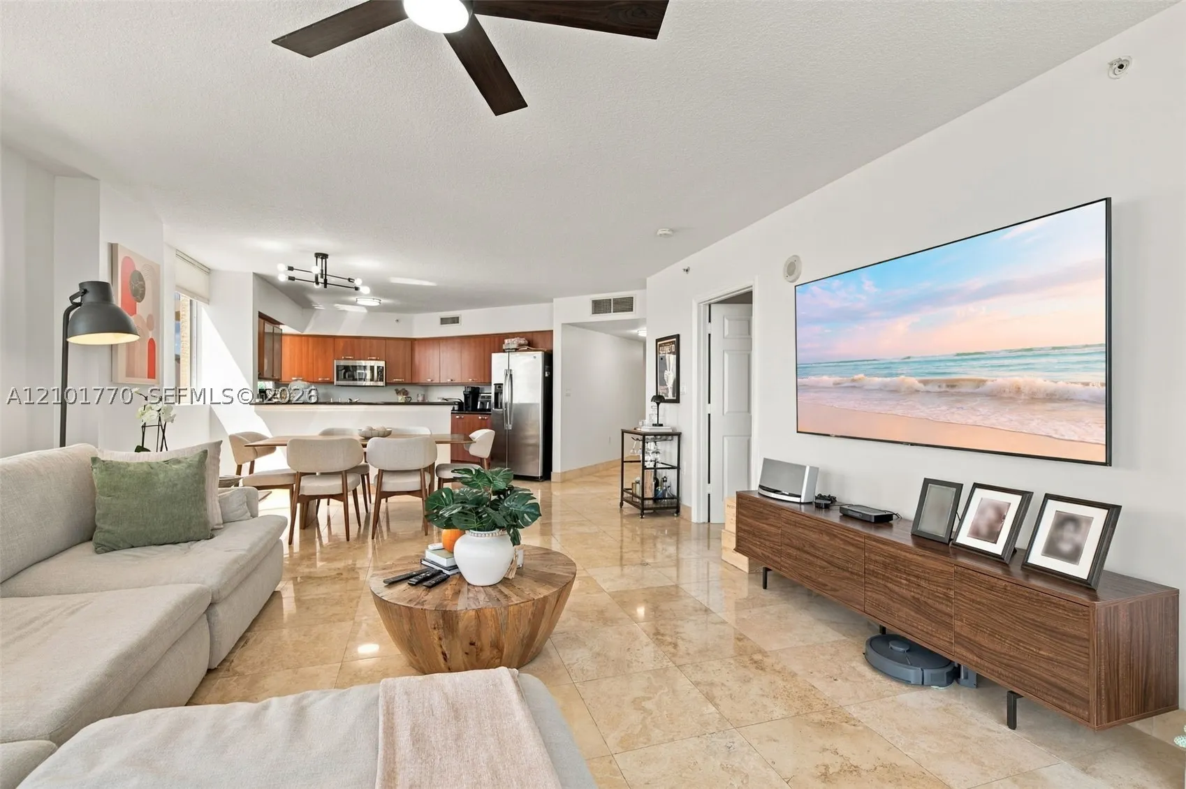 2001 Ocean Blvd #701