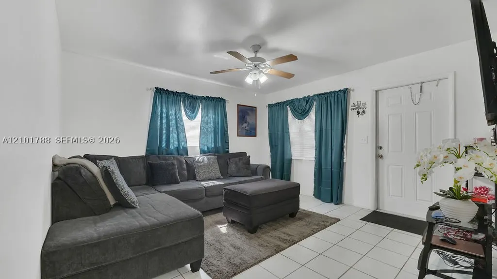 1415 SW 3rd Ave