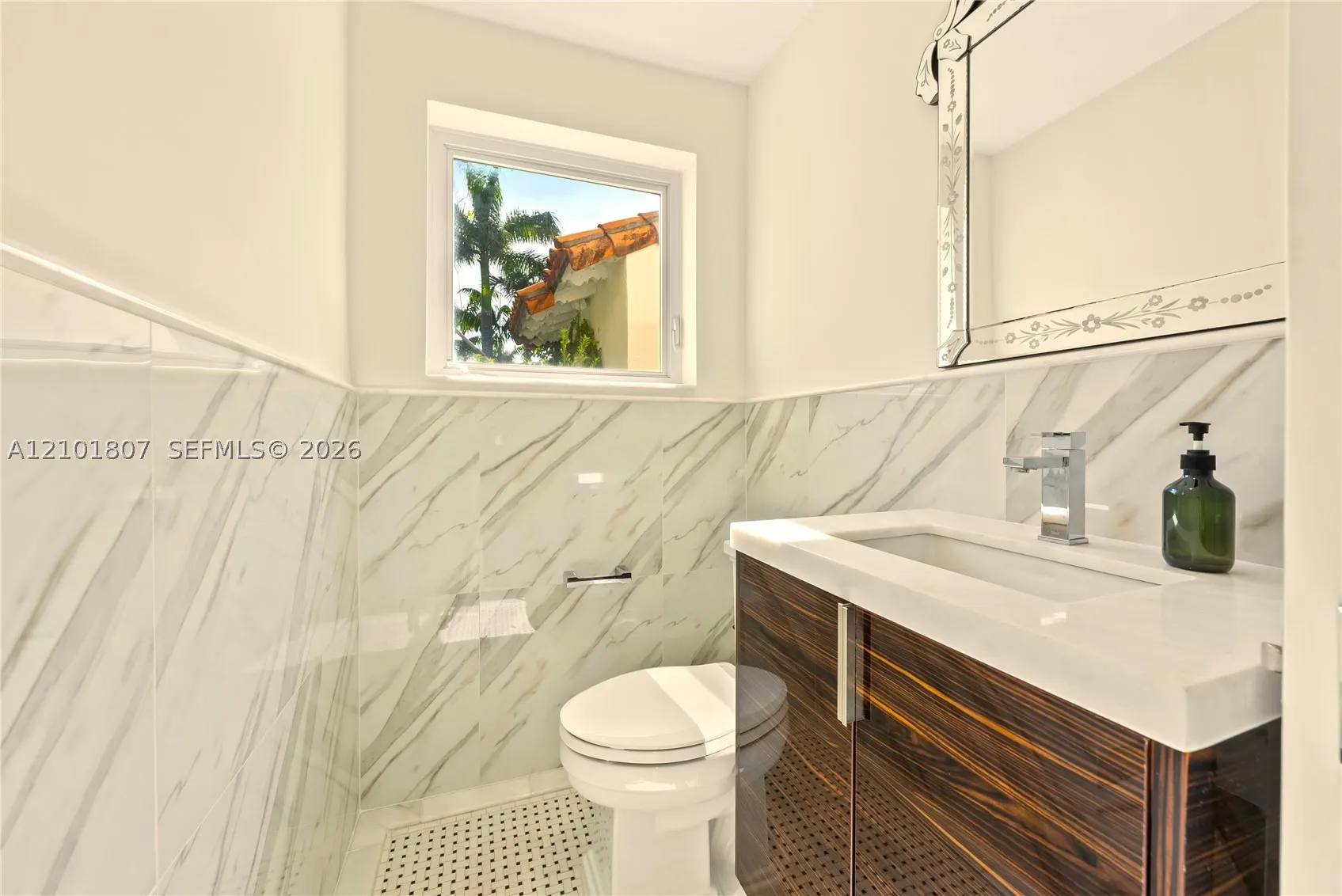 5800 La Gorce Dr