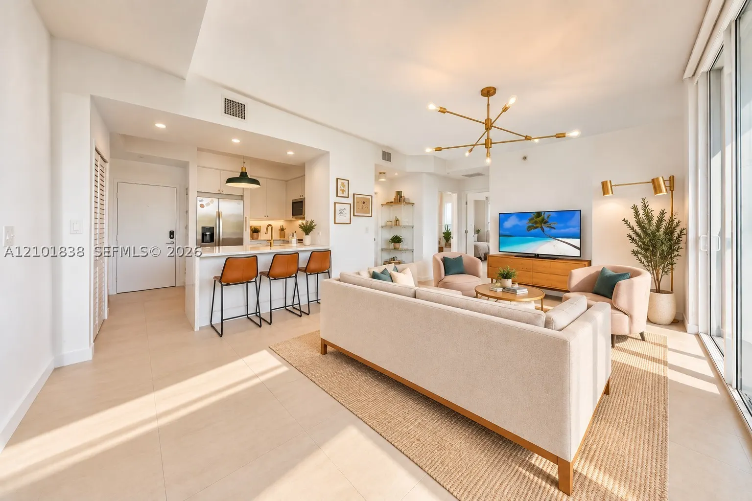 2020 Prairie Ave #404