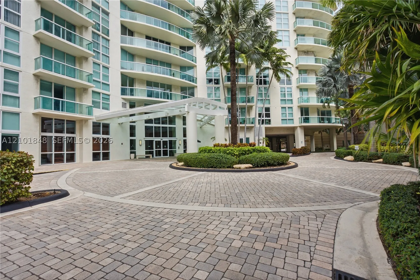 347 N New River Dr E #1108
