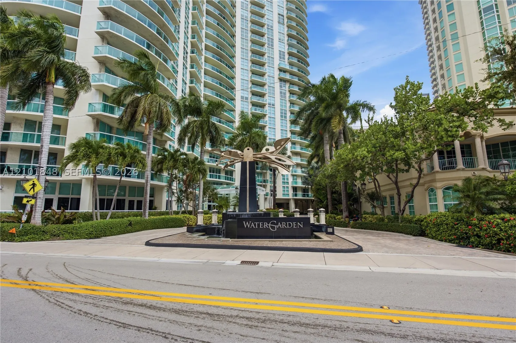 347 N New River Dr E #1108