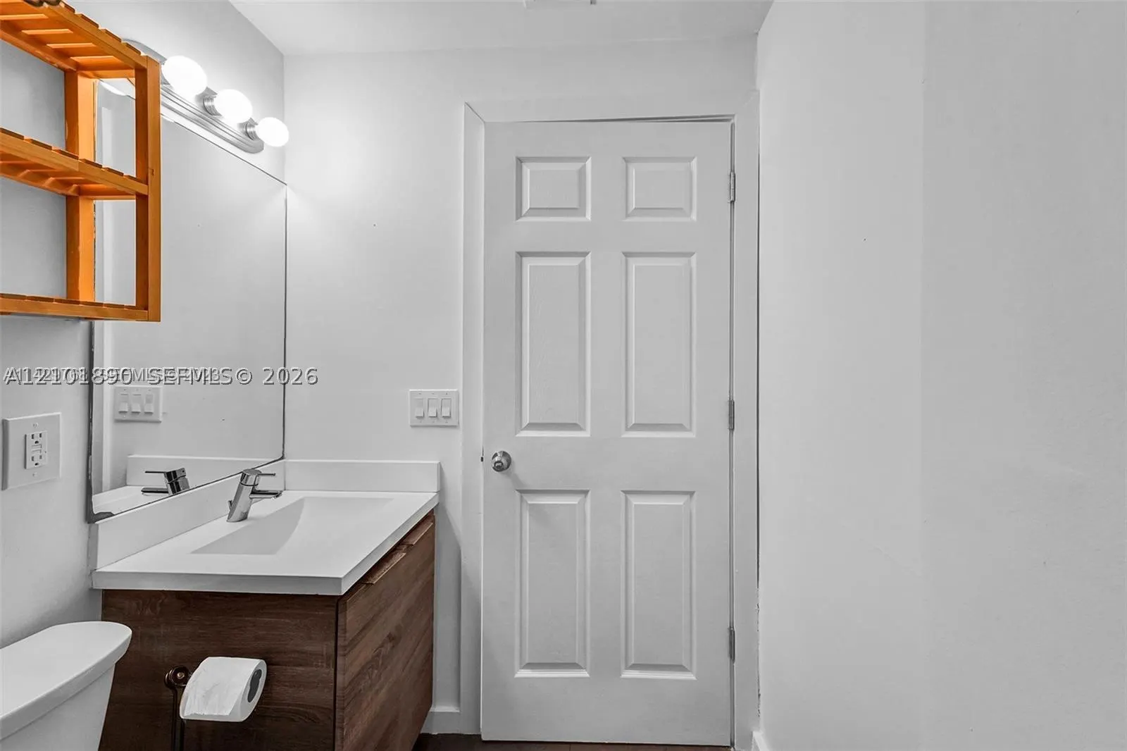 1450 Meridian Ave #102