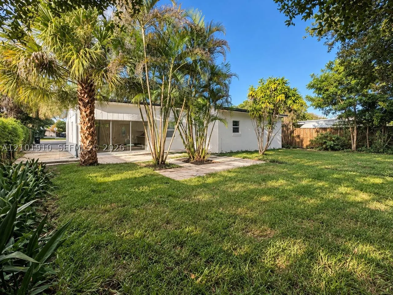 3130 SW 14th St