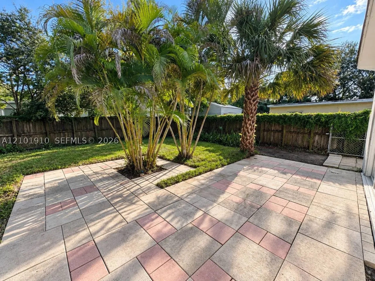 3130 SW 14th St