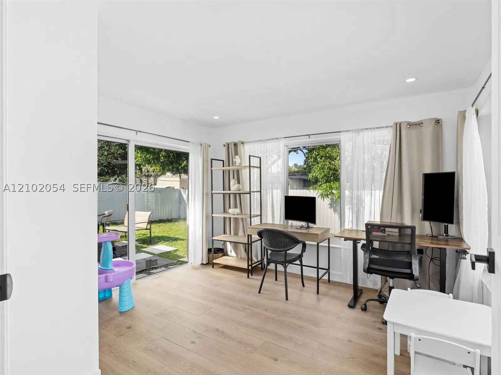 231 SW 28th Ter