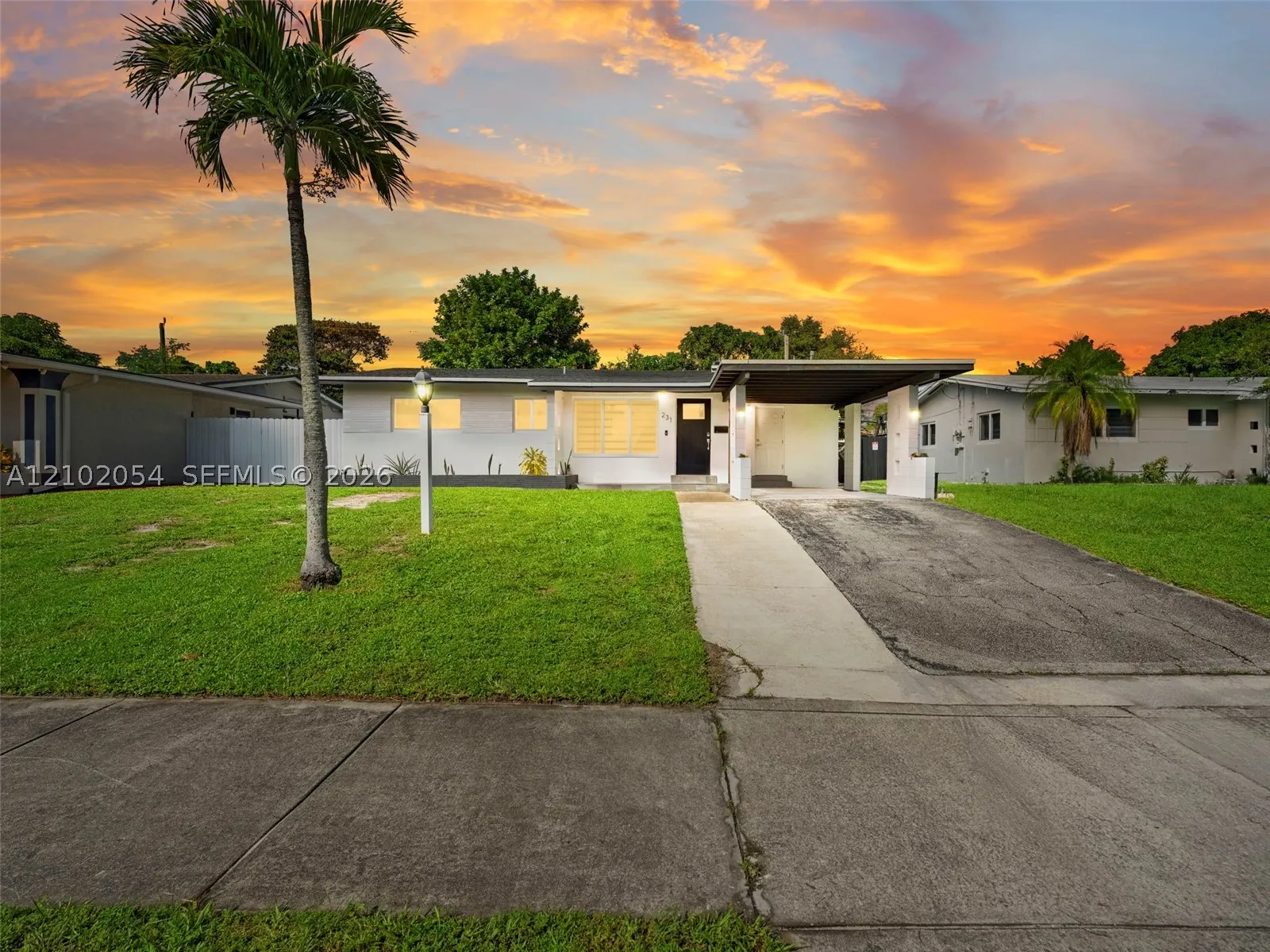 231 SW 28th Ter