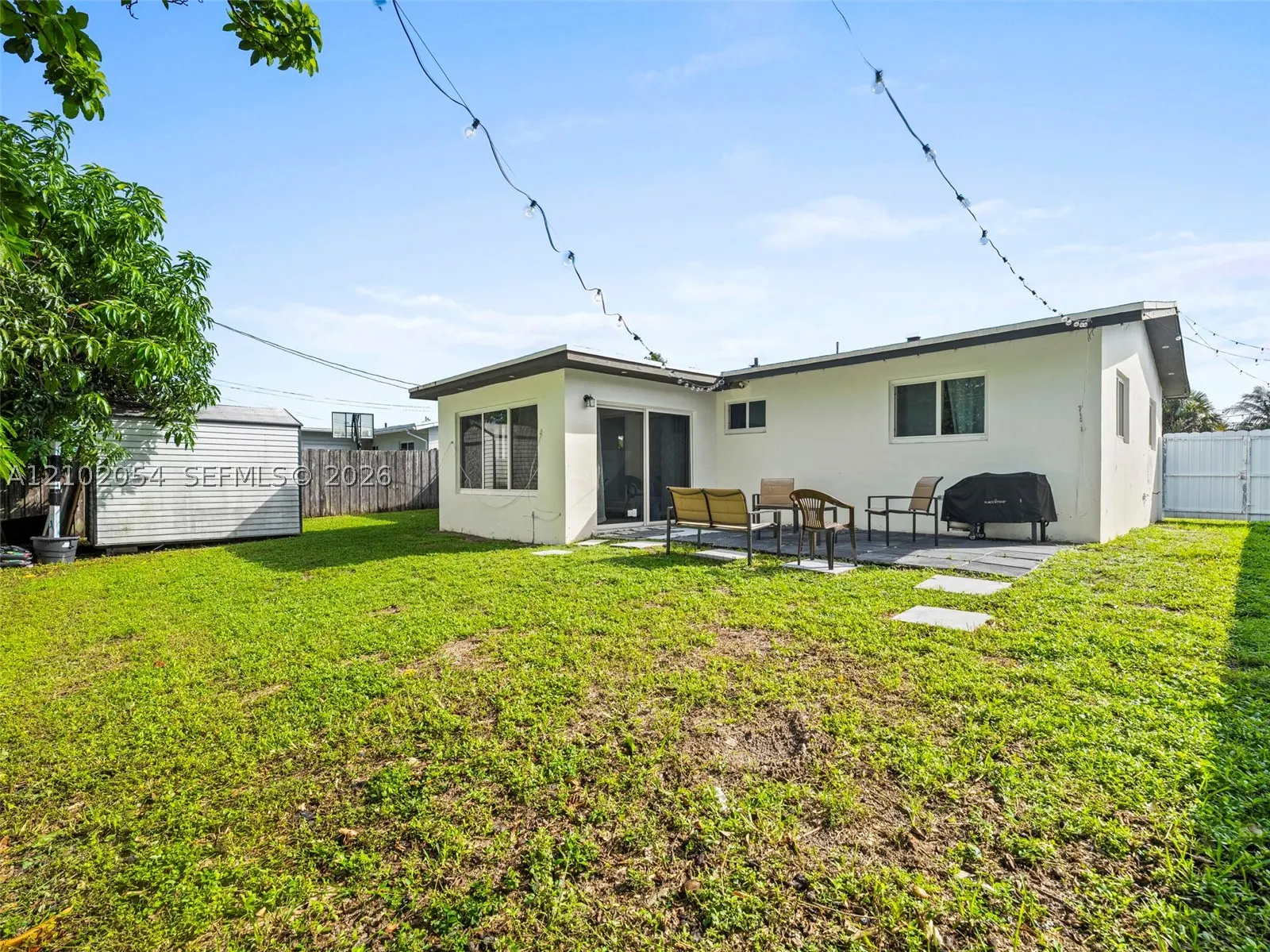 231 SW 28th Ter
