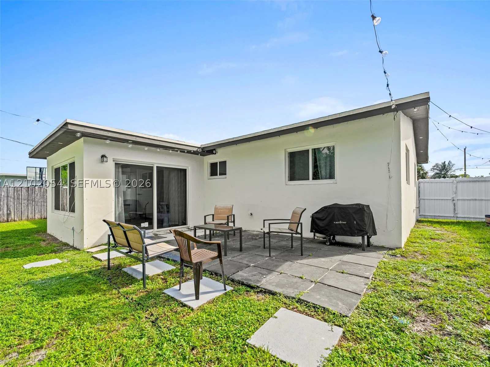 231 SW 28th Ter