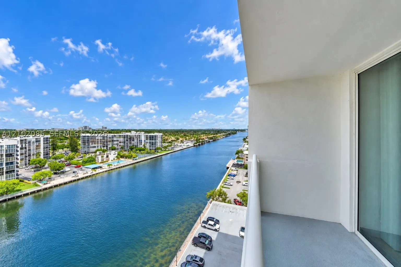 3000 S Ocean Dr #1208