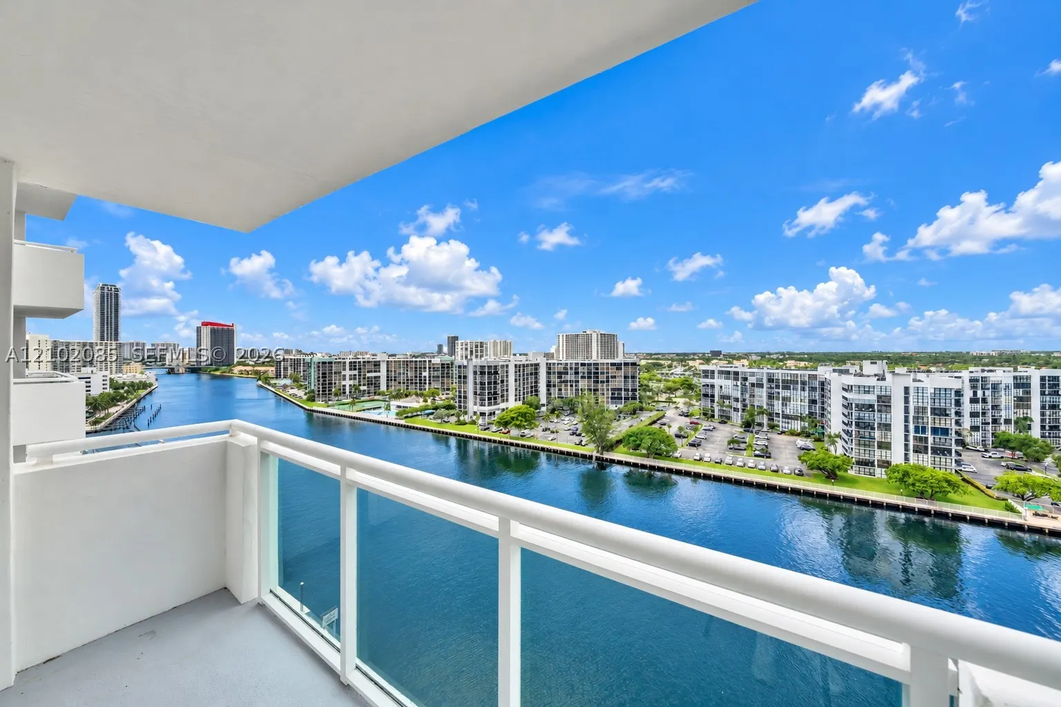 3000 S Ocean Dr #1208