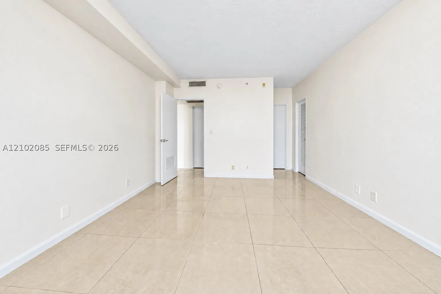 3000 S Ocean Dr #1208