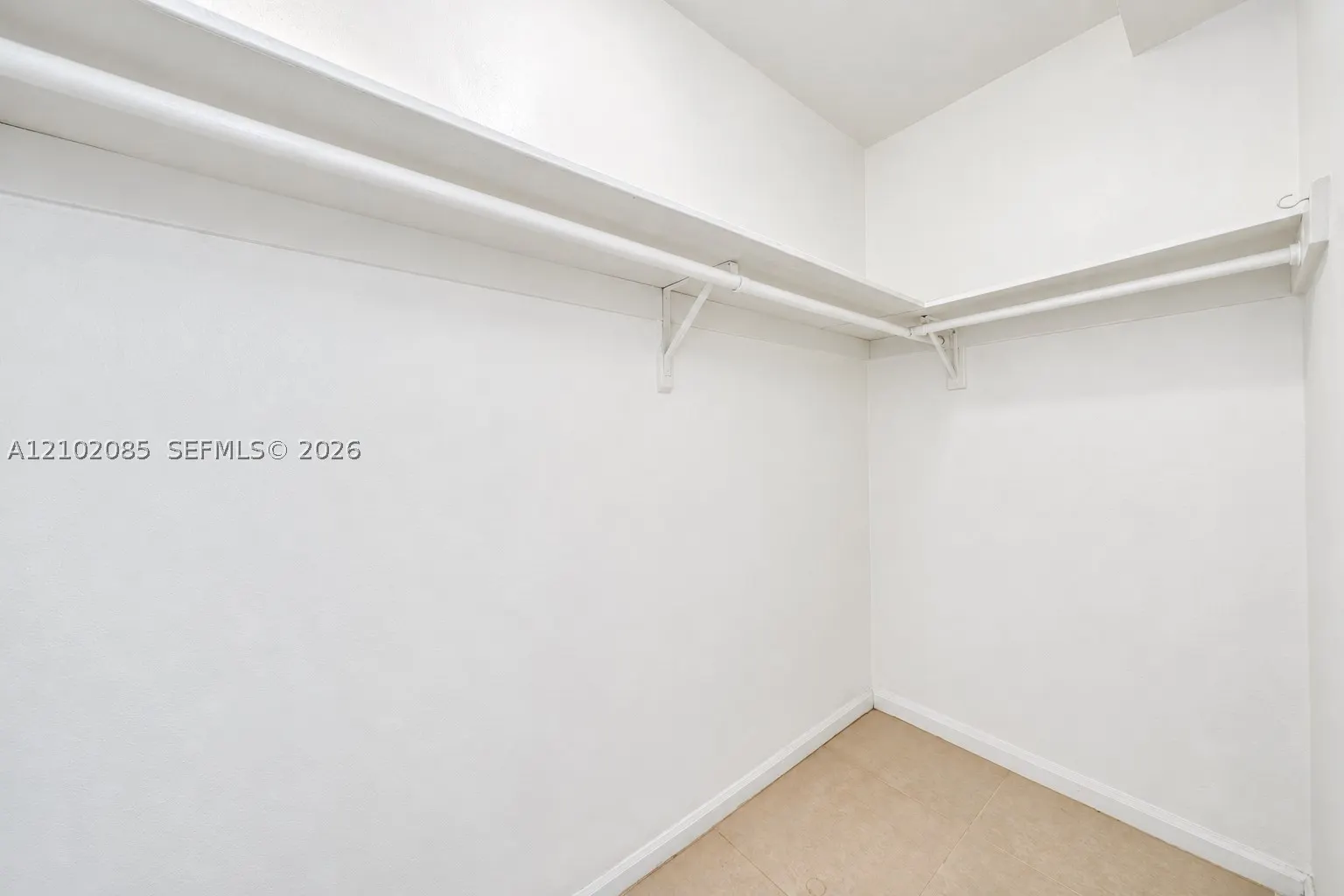 3000 S Ocean Dr #1208