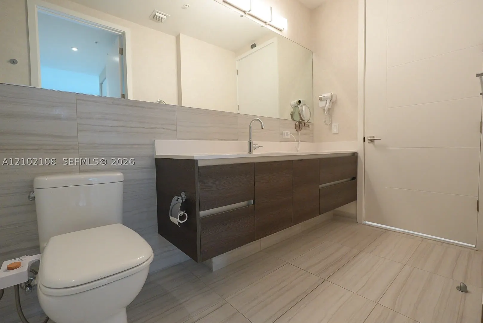 301 Altara Ave #403