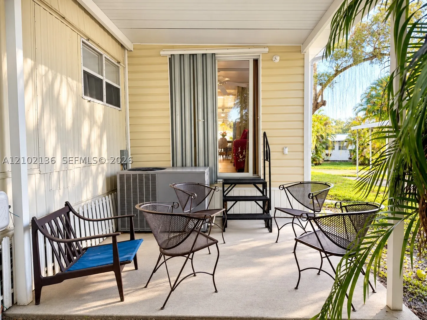 121 Eleuthera Dr