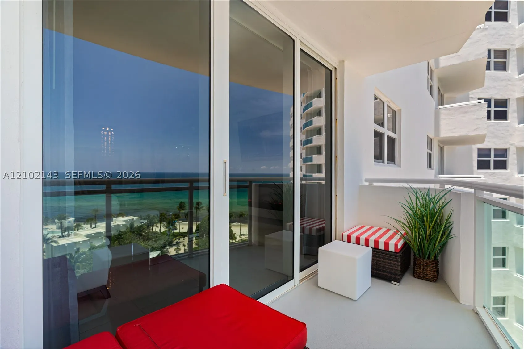 3001 S Ocean Dr #1023