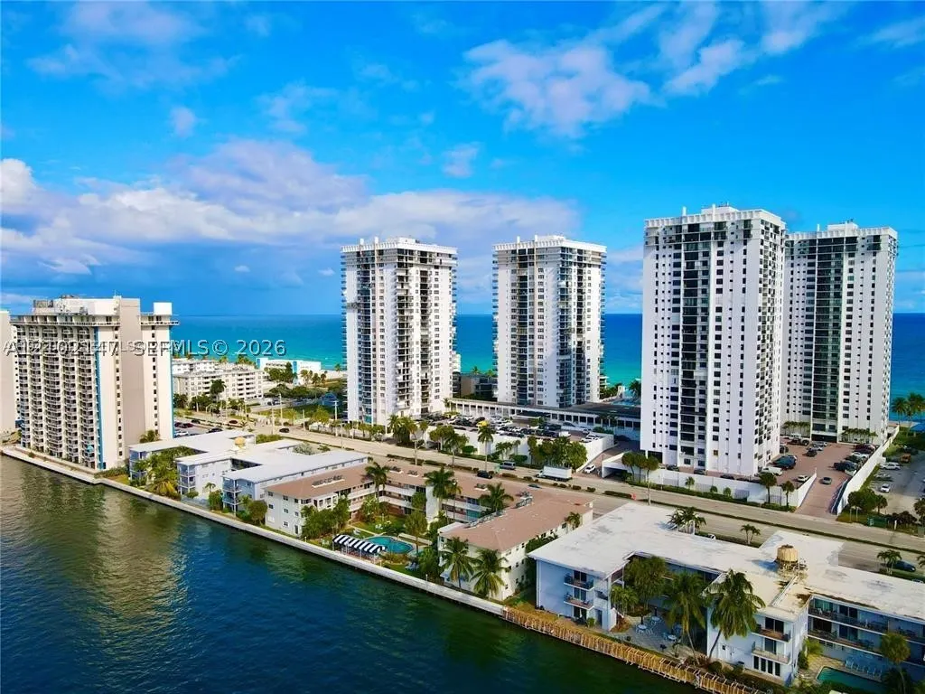 2400 S Ocean Dr #302