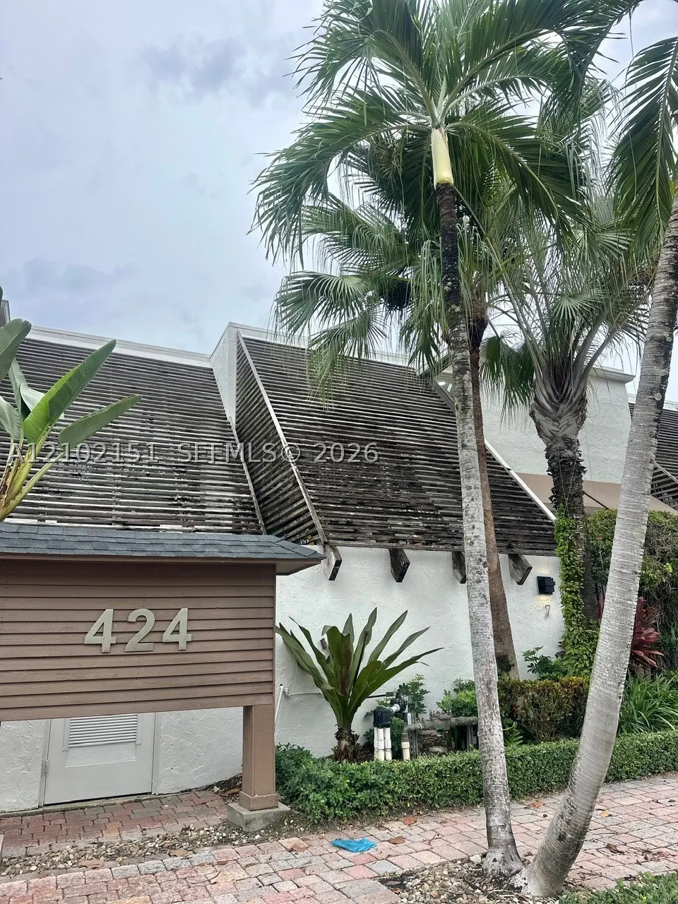 424 Hendricks Isle #7