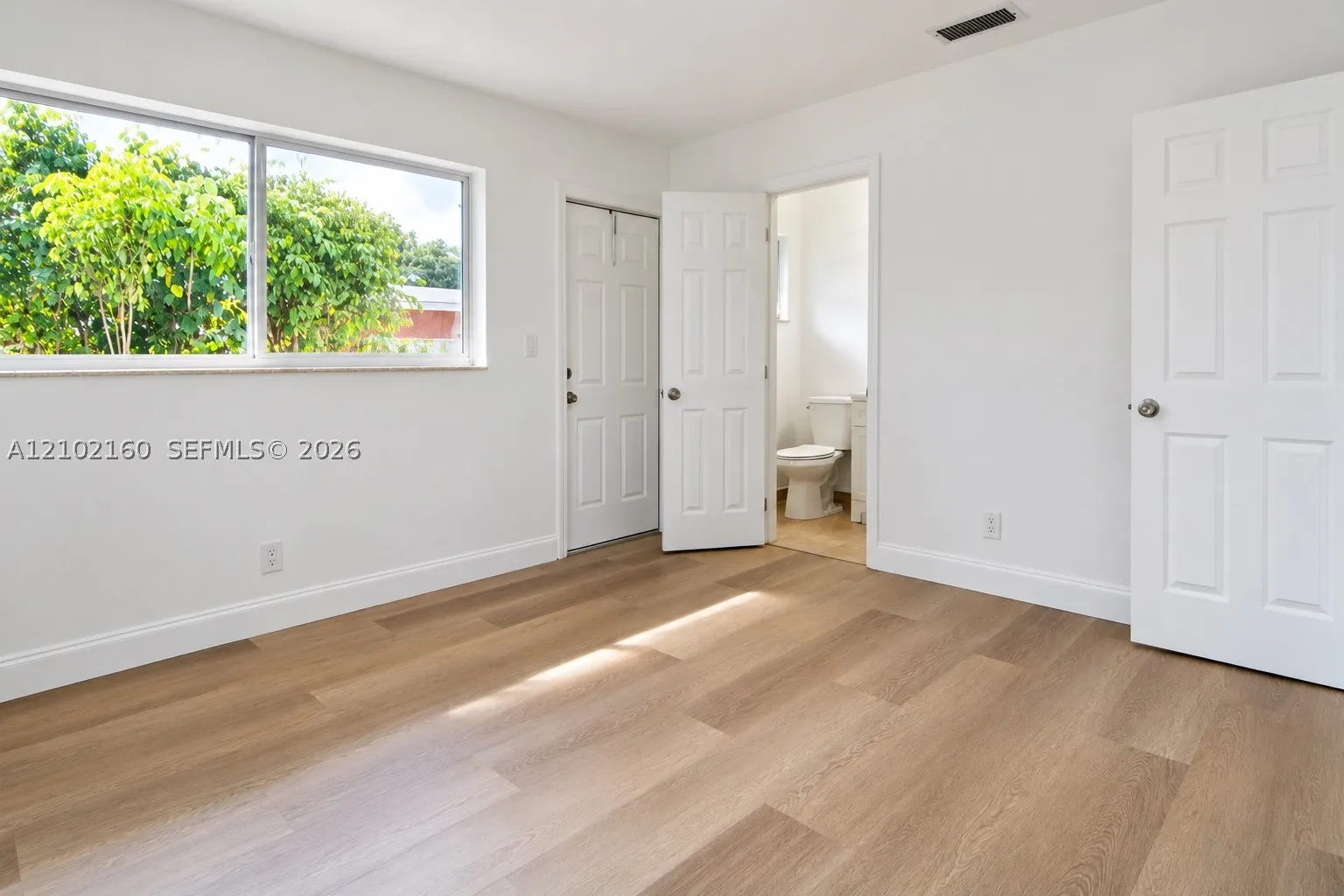 1201 NE 26th Ter