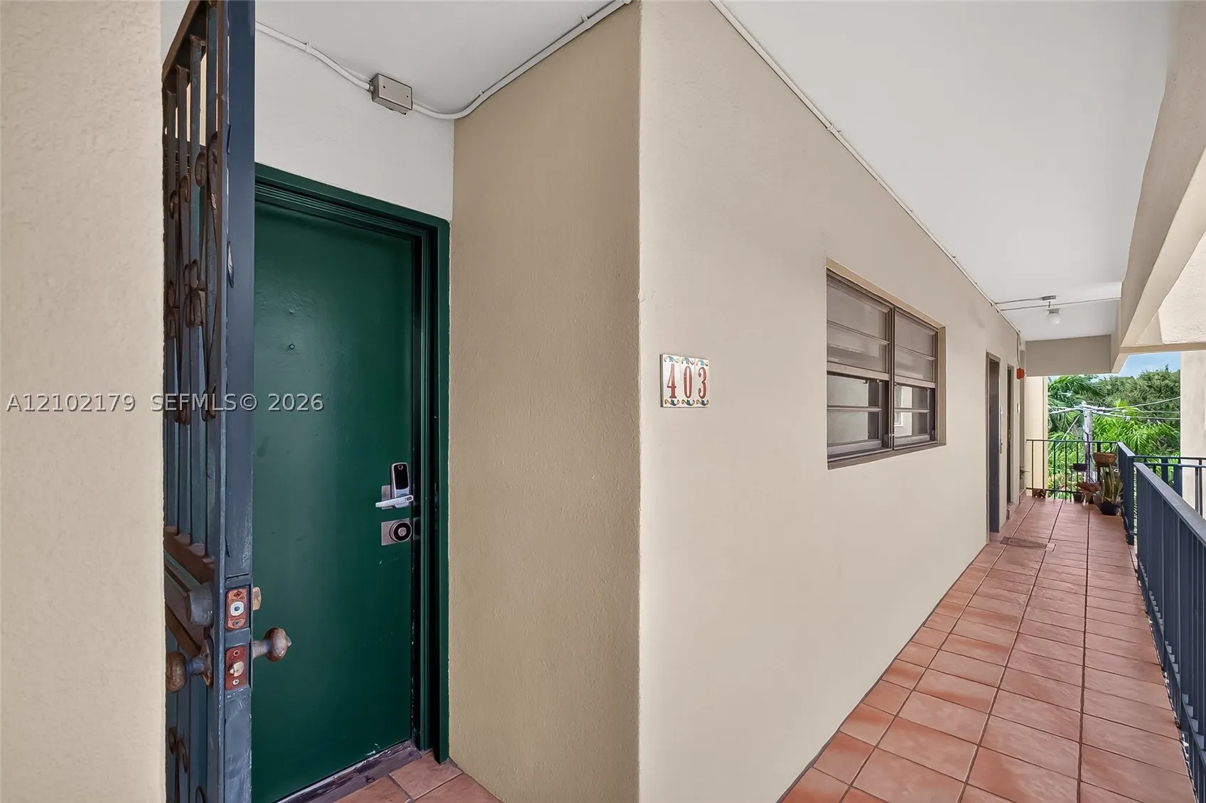 525 Coral Way #403