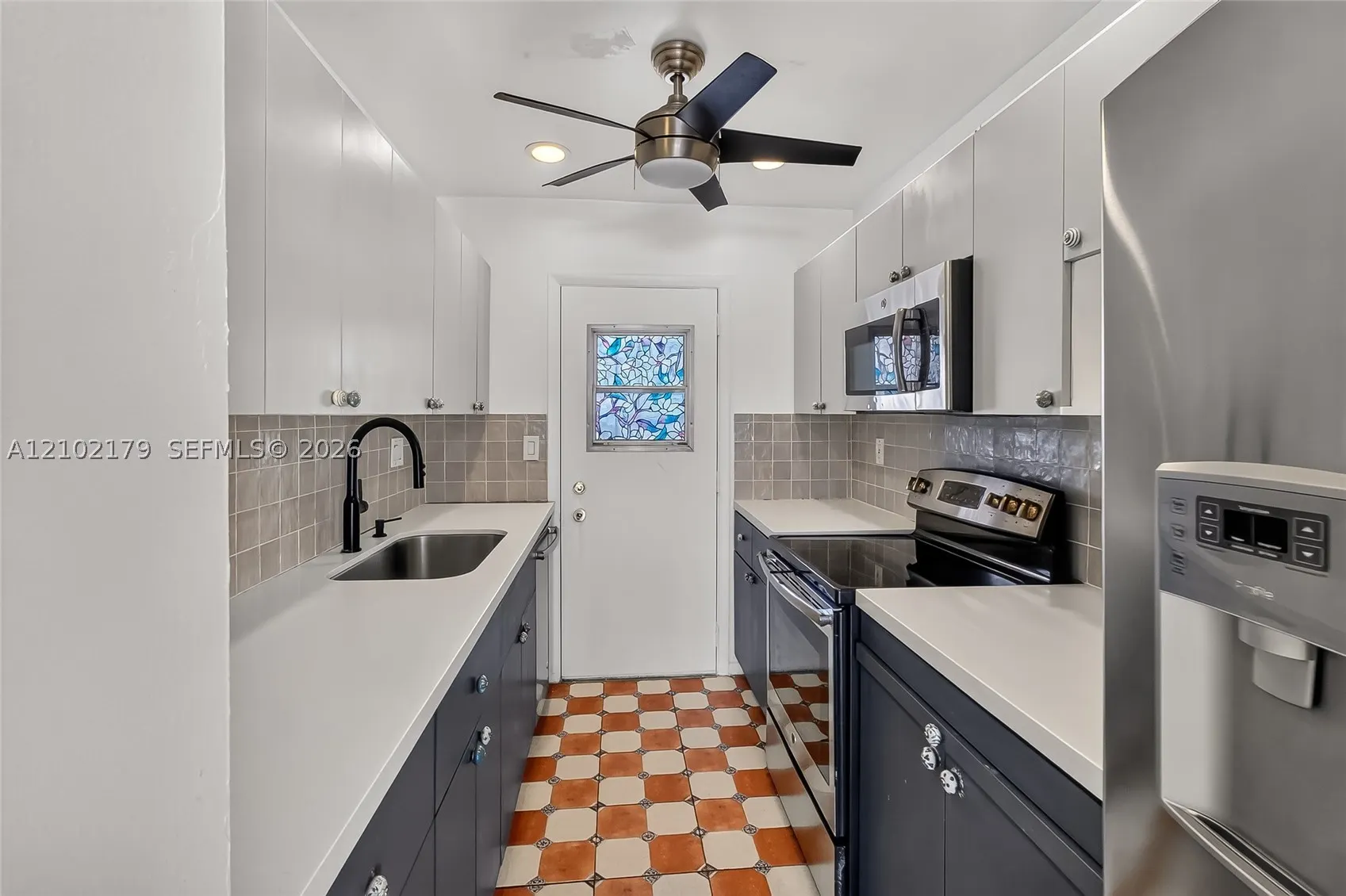 525 Coral Way #403